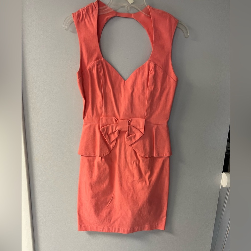 Love Culture - NWT Coral Peplum Dress with Open back and bow (L)